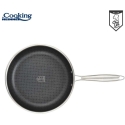 NERŪDĒJOŠĀ TĒRAUDA CEPAMAS PANNAS, 3 SLĀNI, 20X4 CM, TITANIUM 3, "COOKING BY HEINNER" NERŪDĒJOŠĀ TĒRAUDA CEPAMAS PANNAS, 3 SLĀNI, 20X4 CM, TITANIUM 3, "COOKING BY HEINNER"