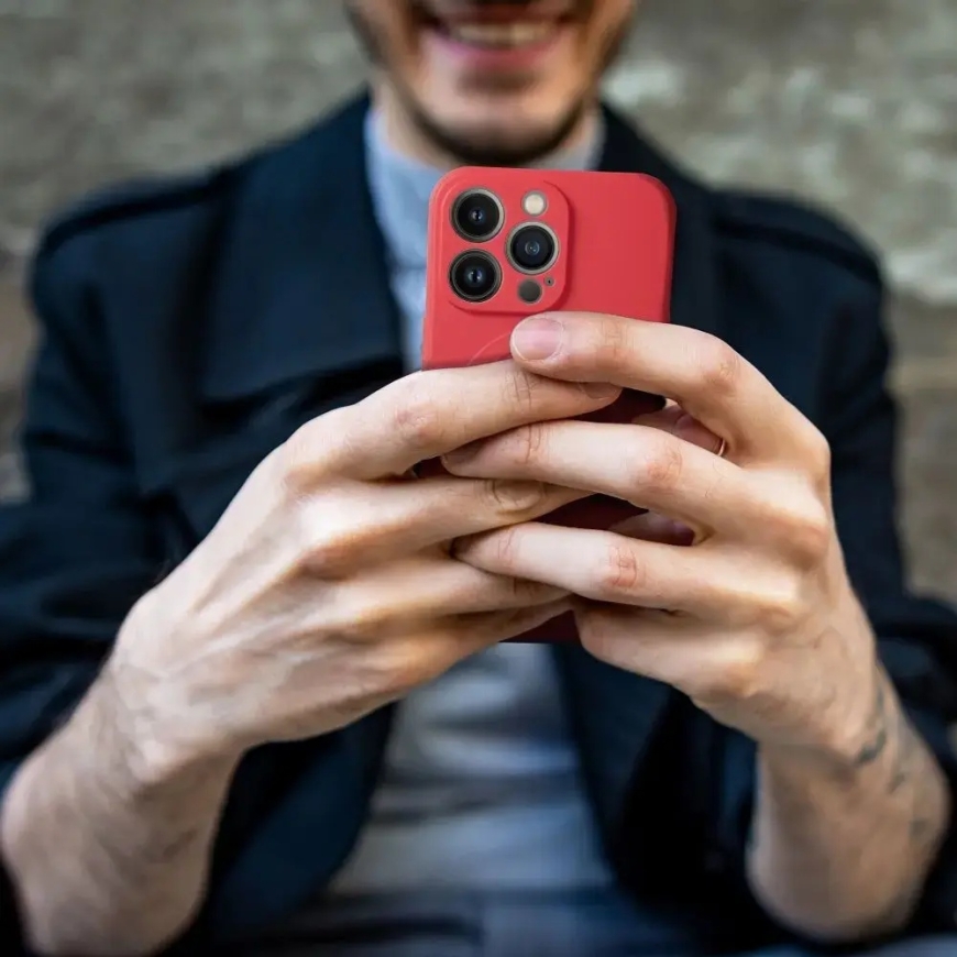 SILICONE MAG COVER maciņš ar MagSafe atbalstu telefonam iPhone 16 sarkans – 5