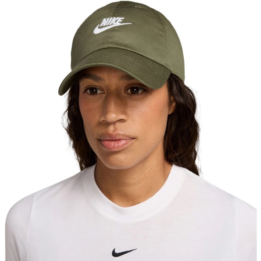 Nike Club oliivinvihreä lippis FB5368 222 (S/M)
