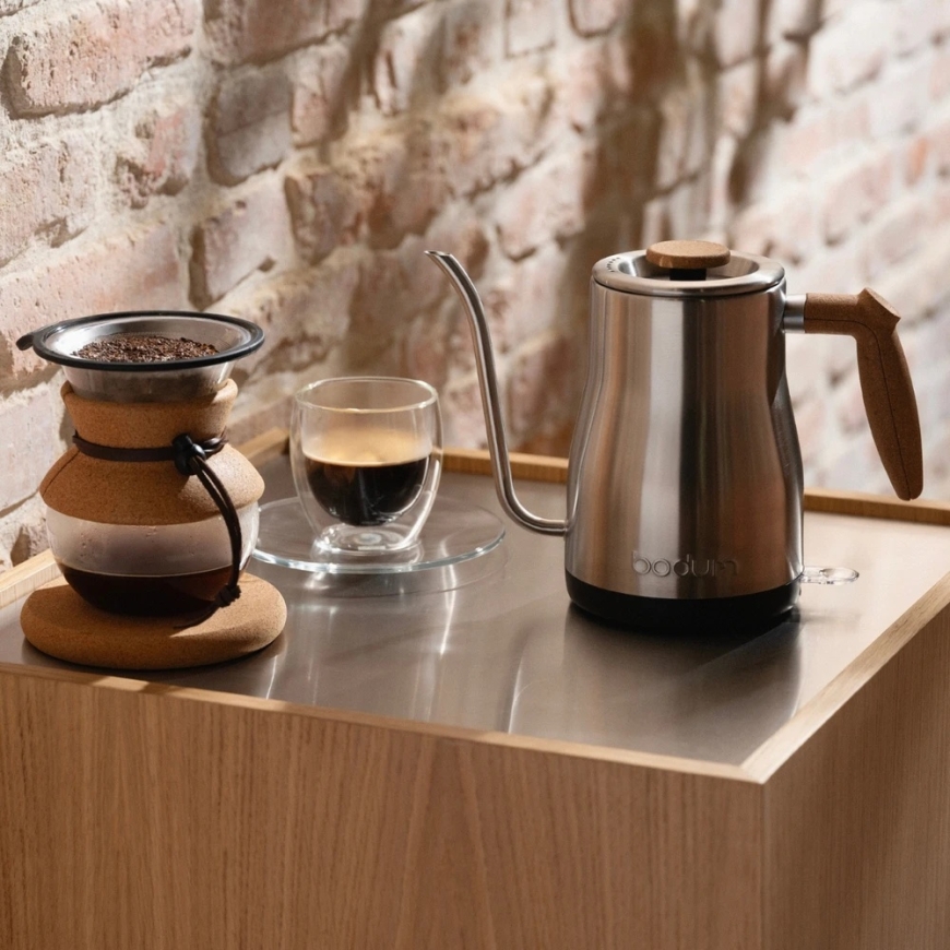 Электрический чайник Bodum с носиком 1 л Хром – 3