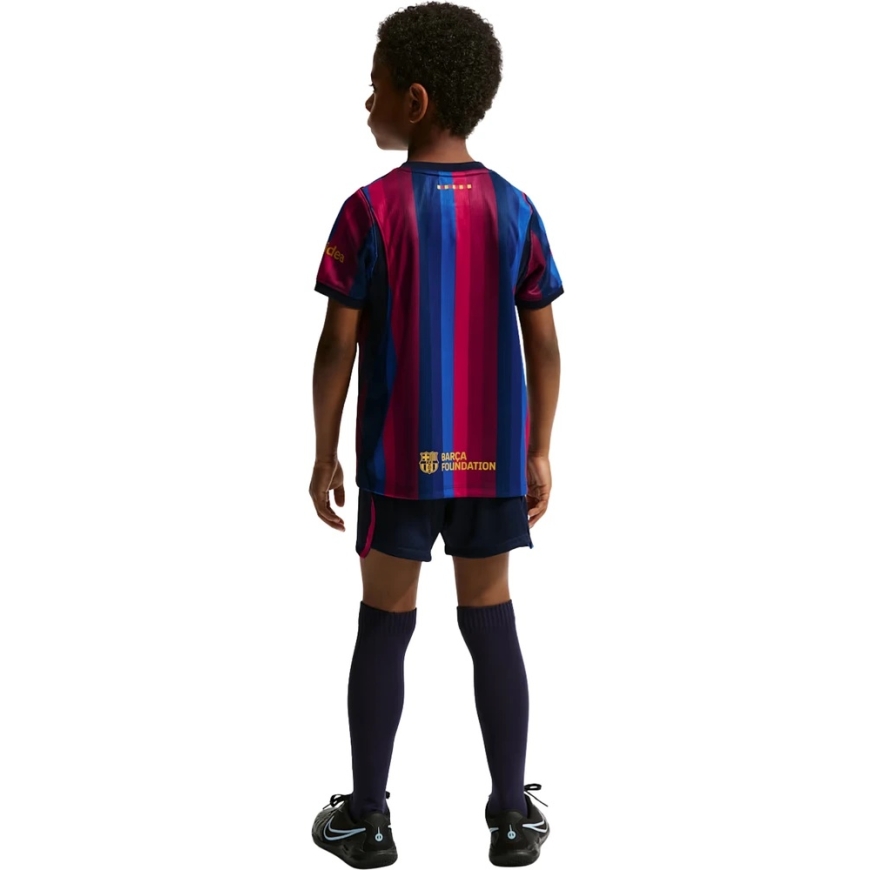 Nike FC Barcelona Stadium 2026 burgundi-granaatti urheilusetti pienille lapsille II1625 683 (S) – 2