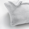DecoKing Balti pagalvių užvalkalai Henry 45 x 45 cm, 2 vnt DecoKing Balti pagalvių užvalkalai Henry 45 x 45 cm, 2 vnt