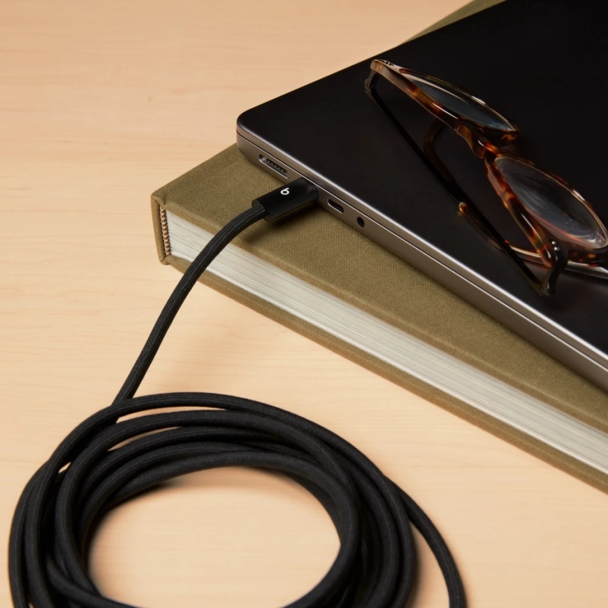 Beats 240W USB-C to USB-C Braided Cable (3 m ) - Bolt Black - MHX64ZM/A – 3