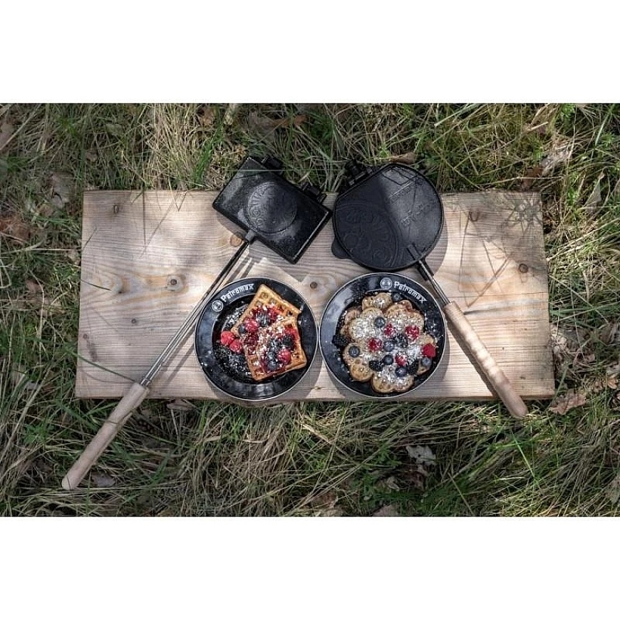 Petromax Cast Iron Waffle Maker – 2