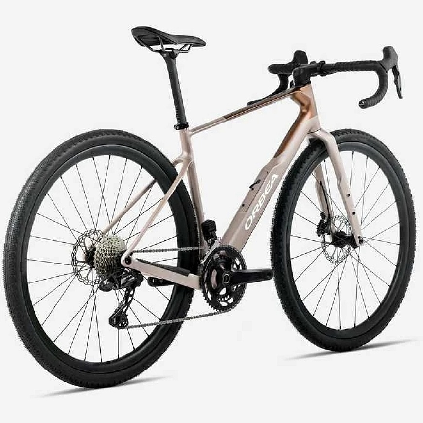 Grants velosipēds Orbea Terra M31eTEAM 1X Nickel Met Cinnamon (2026)