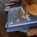 KIDYWOLF mirdzošā divpusējā zīmēšanas planšete K-DRAW PRO, zila KIDYWOLF mirdzošā divpusējā zīmēšanas planšete K-DRAW PRO, zila