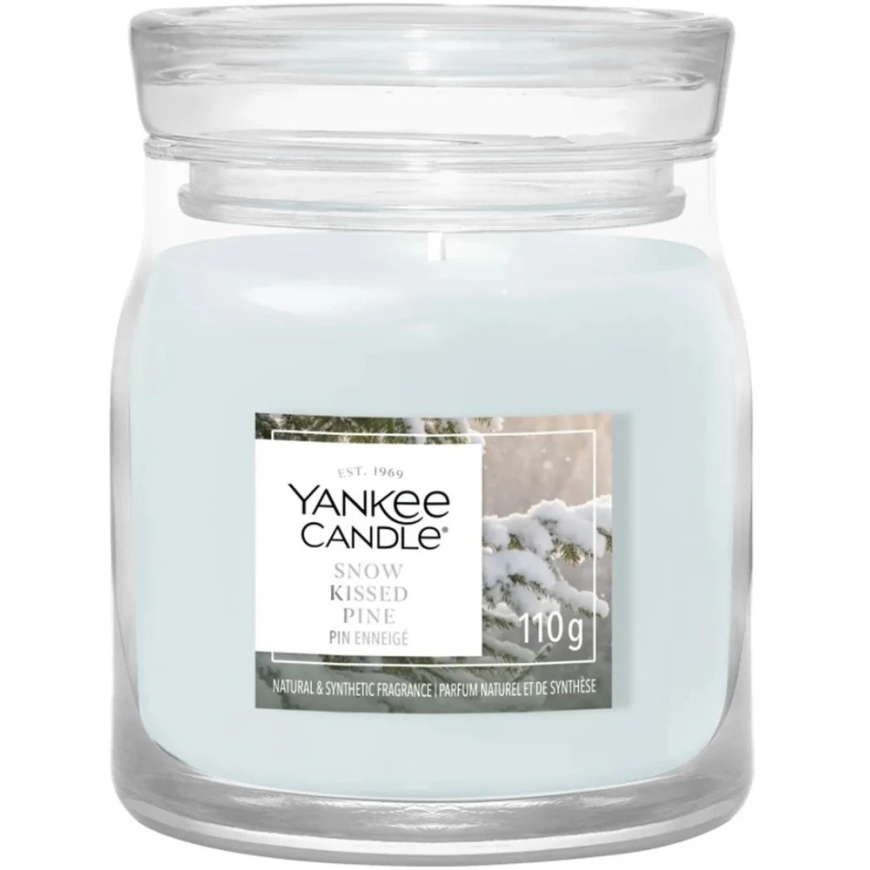 Ароматная свеча Yankee Candle Snow Kissed Pine Signature, 110 г