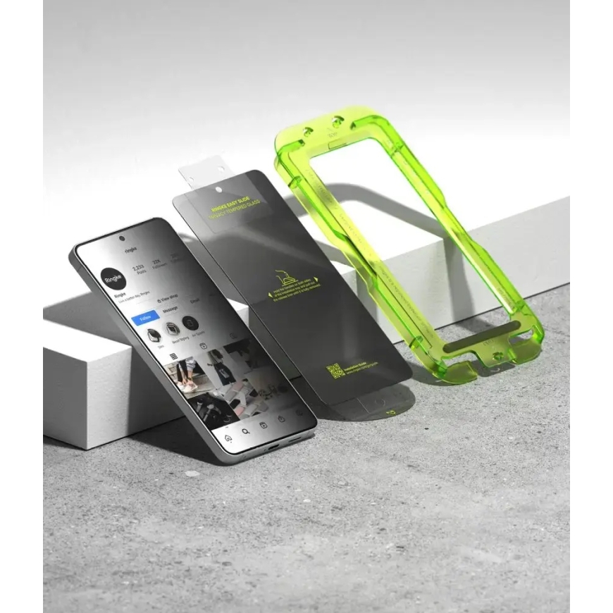 Ringke Easy Slide Privacy grūdintas apsauginis stiklas telefonui Galaxy S26 (privatumo efektas) su montavimo rėmeliu (2 vnt.) – 4