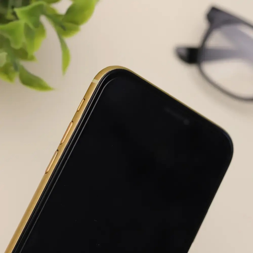 Kaarendatud klaas 9D Ceramic iPhone 16 Plus 6,7" – 4