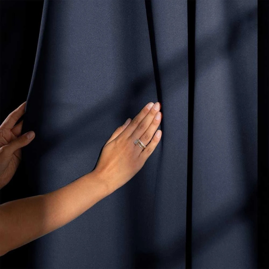 Aksominė užuolaida su kilpomis AmeliaHome 140 × 270 cm, tamsiai mėlyna – 2