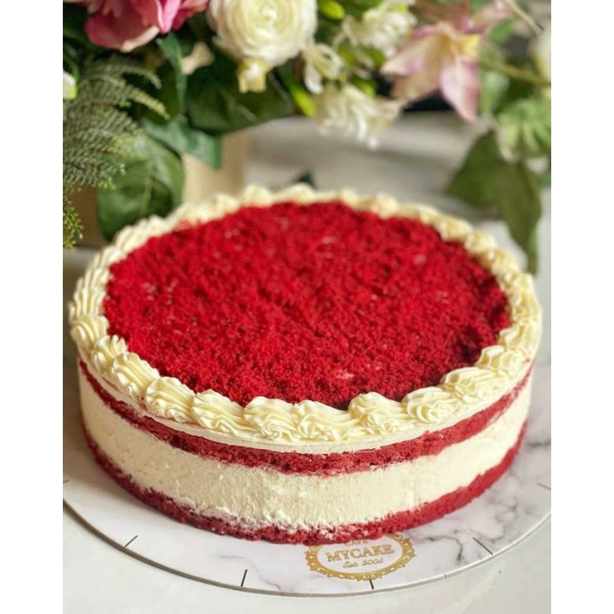 Saldēts sarkanais samts kūka ar šokolādes pildījumu, sagriezts (16x140g) 2.2kg – 2