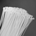 Qoltec Self-locking cable tie | 7.2*300mm | 50 pcs. | Nylon66 | UV | White Qoltec Self-locking cable tie | 7.2*300mm | 50 pcs. | Nylon66 | UV | White