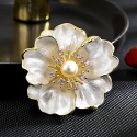 Troli Beautiful Brooch with Pearls and Crystals Shining Flower Golden Troli Beautiful Brooch with Pearls and Crystals Shining Flower Golden