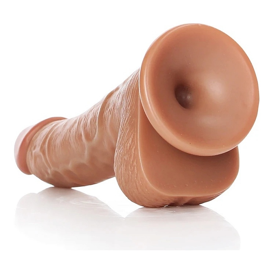 Realrock By Shots Realrock Resns silikona striķveida dildo ar sūklim 17 cm – 5