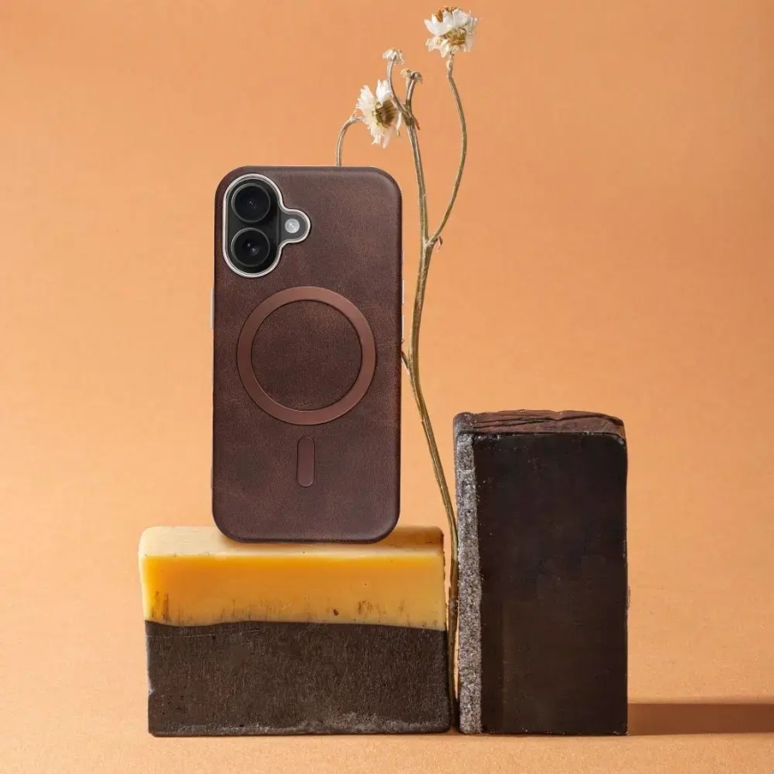 GENTLEMAN MAG COVER -puhelinetuote MagSafe-tuen kanssa iPhone 15: lle, ruskea – 5