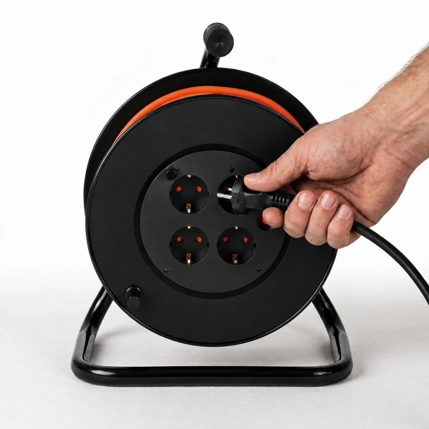 EXTRALINK POWERLINK PRZEDŁUŻACZ NA BĘBNIE 50M Z UZIEMIENIEM 4 GNIAZDKAMI