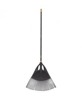 Fiskars Solid Leaf Rake