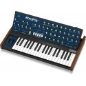Behringer Monopoly -analoginen syntetisaattori