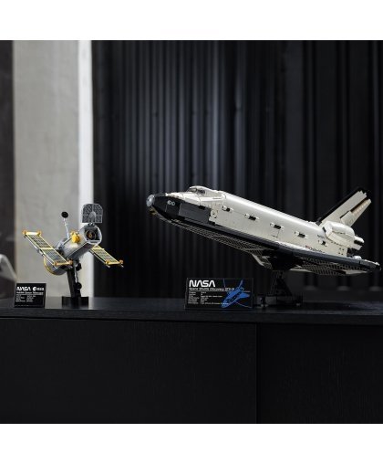 LEGO 10283 - Nasan Discovery-avaruussukkula – 4