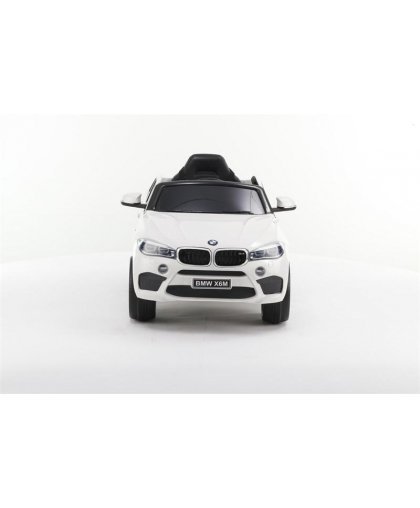 OCIE electric car BMW X6M, white