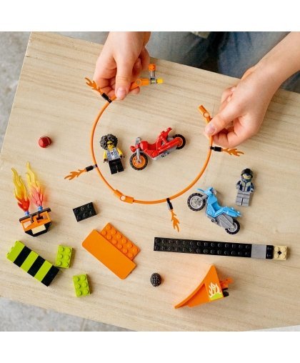 LEGO® City Cascade Tricks Competition (60299) 60299 – 9