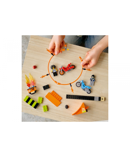 LEGO® City Cascade Tricks Competition (60299) 60299 – 12