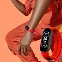Smartwatch iWear SM6 Smart Bracelet - Fitness Tracker IP67 with HR & Blood pressure / Social / Sleep monitor Red