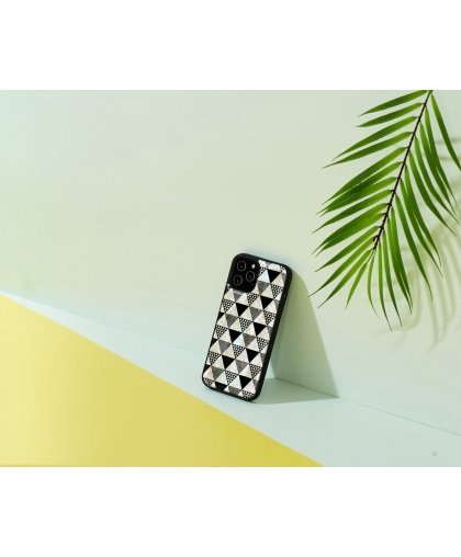 iKins case for Apple iPhone 12/12 Pro pyramid black – 3