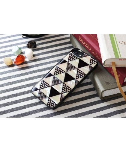 iKins case for Apple iPhone 8/7 pyramid black – 2