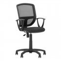 Office kėdė NOWY STYL BETTA GTP C-11, su porankais, juoda sp. Office kėdė NOWY STYL BETTA GTP C-11, su porankais, juoda sp.