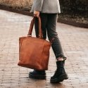 The Chesterfield Brand Berlin shoulder bag, cognac The Chesterfield Brand Berlin shoulder bag, cognac