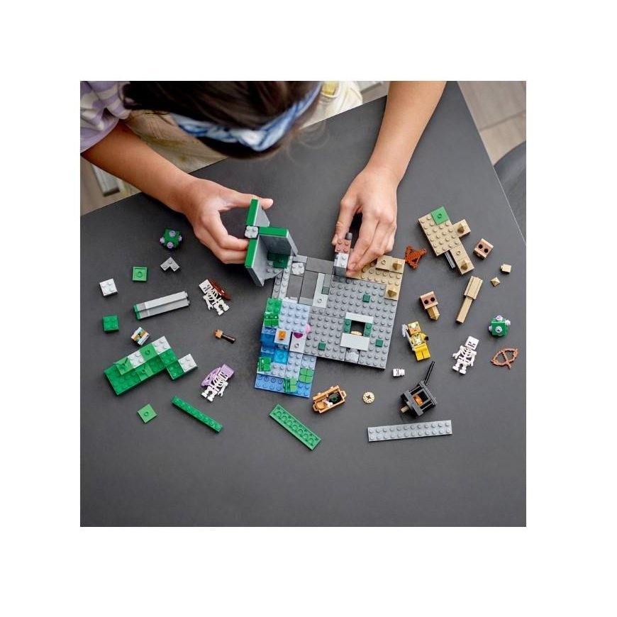 LEGO Skeleto požemis 21189 – 4