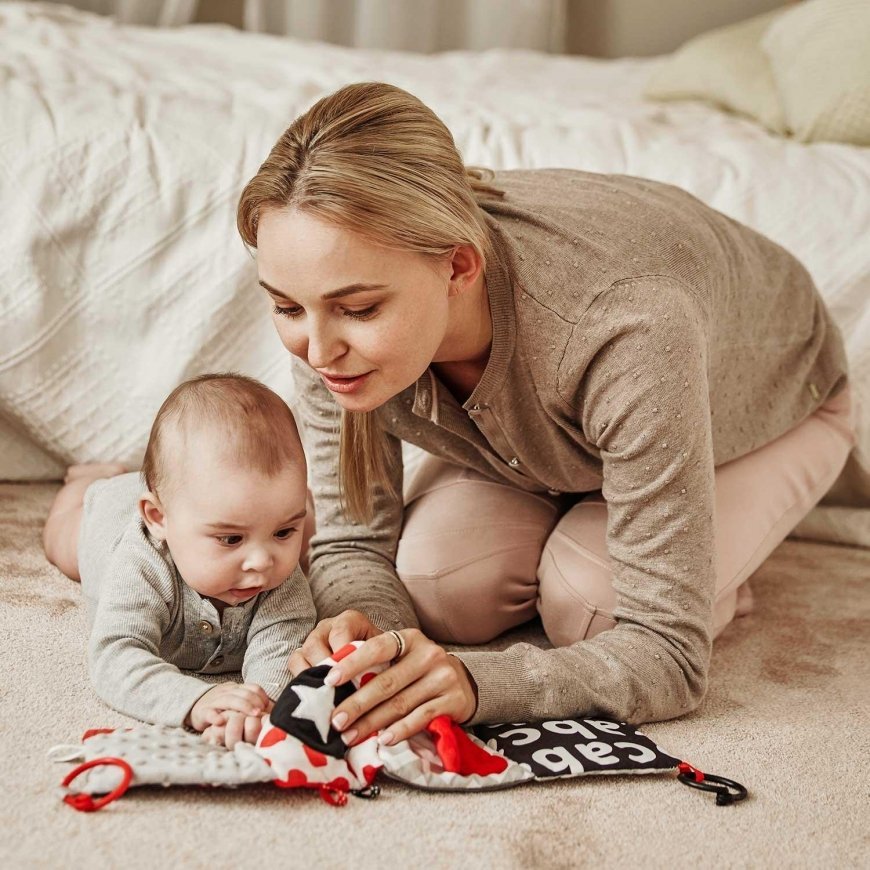Canpol babies knyga-žaislas Soft Contrast SENSORY TOYS 68/081 – 4