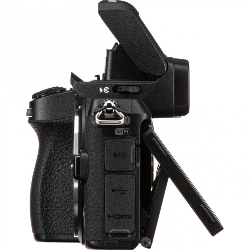 Nikon Z50 + NIKKOR Z DX 18-140mm f/3.5-6.3 VR – 4