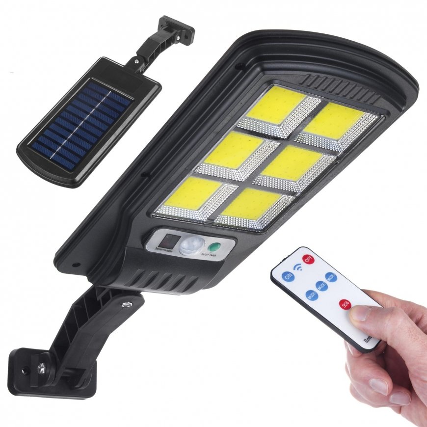 Maclean MCE446 Solar Street Light with