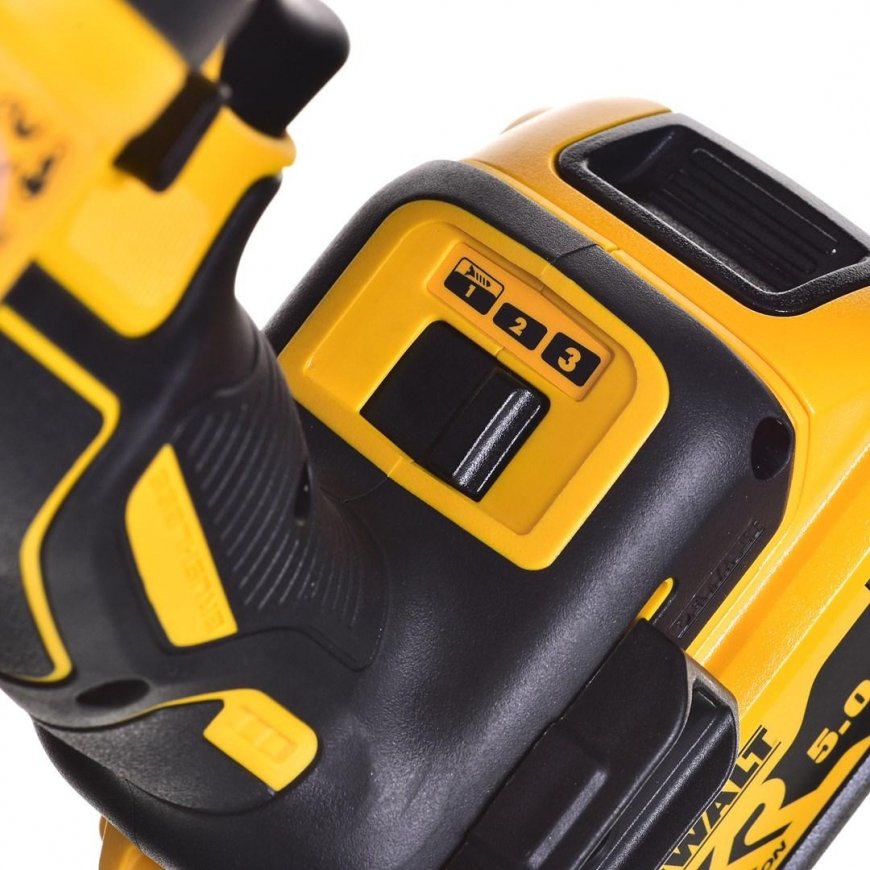 DEWALT COMBO SET 18V 6 – PCS + 3 x 5.0Ah + 2x DS300 DCK623P3 – 10