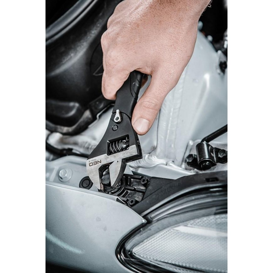Neo Adjustable Wrench 200mm Rubber Handle (03-017) – 2