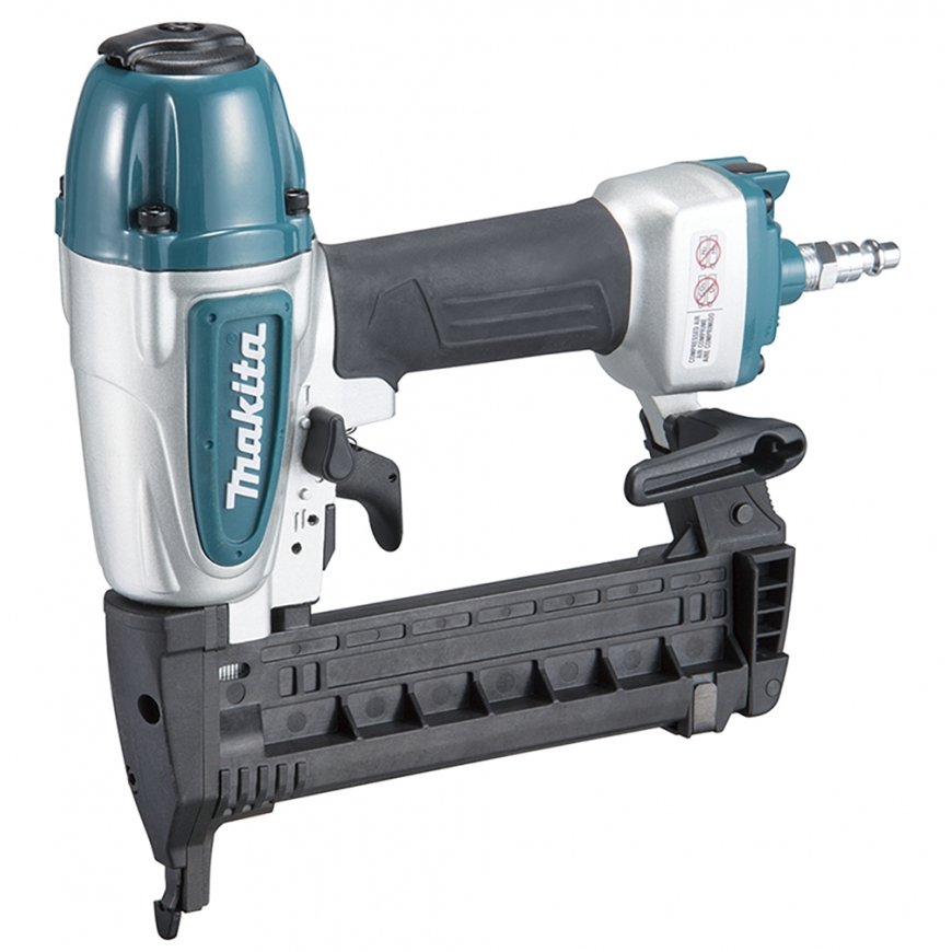 Makita AT638A elektriskais skavotājs