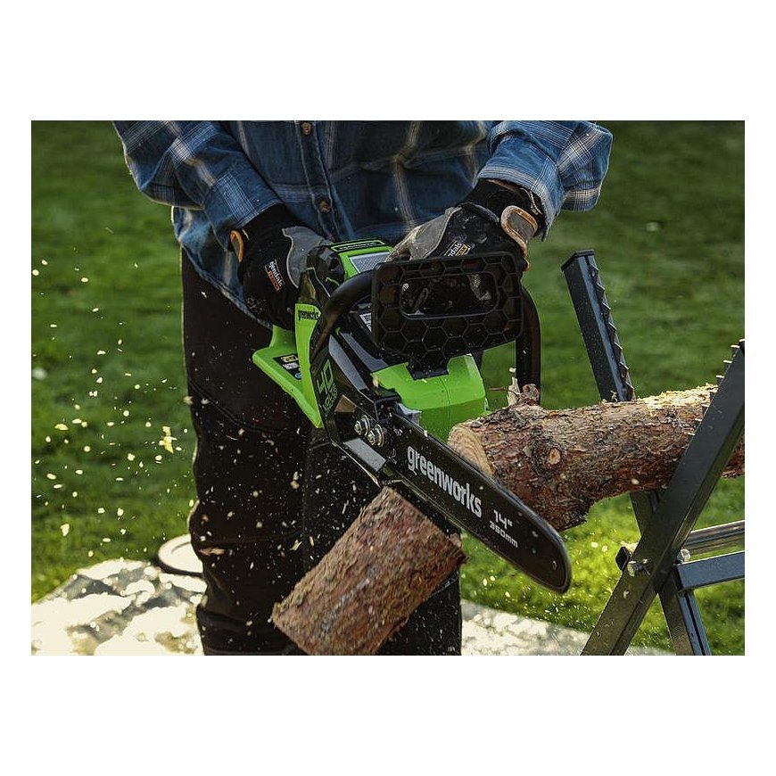 Chainsaw 1.8kW 40V 4Ah 40 cm GD40CS18K4 (with 4Ah battery and charger) – 3