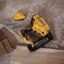 Dewalt NAILS 18V 18Ga 15 -54 mm BL WITHOUT EYE. AND MANAGEMENT. DCN680N Dewalt NAILS 18V 18Ga 15 -54 mm BL WITHOUT EYE. AND MANAGEMENT. DCN680N
