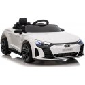 Audi RS e-tron GT -sähköauto, valkoinen