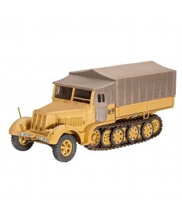 Revell Plastic Model Sd.Kfz. 7 1:72