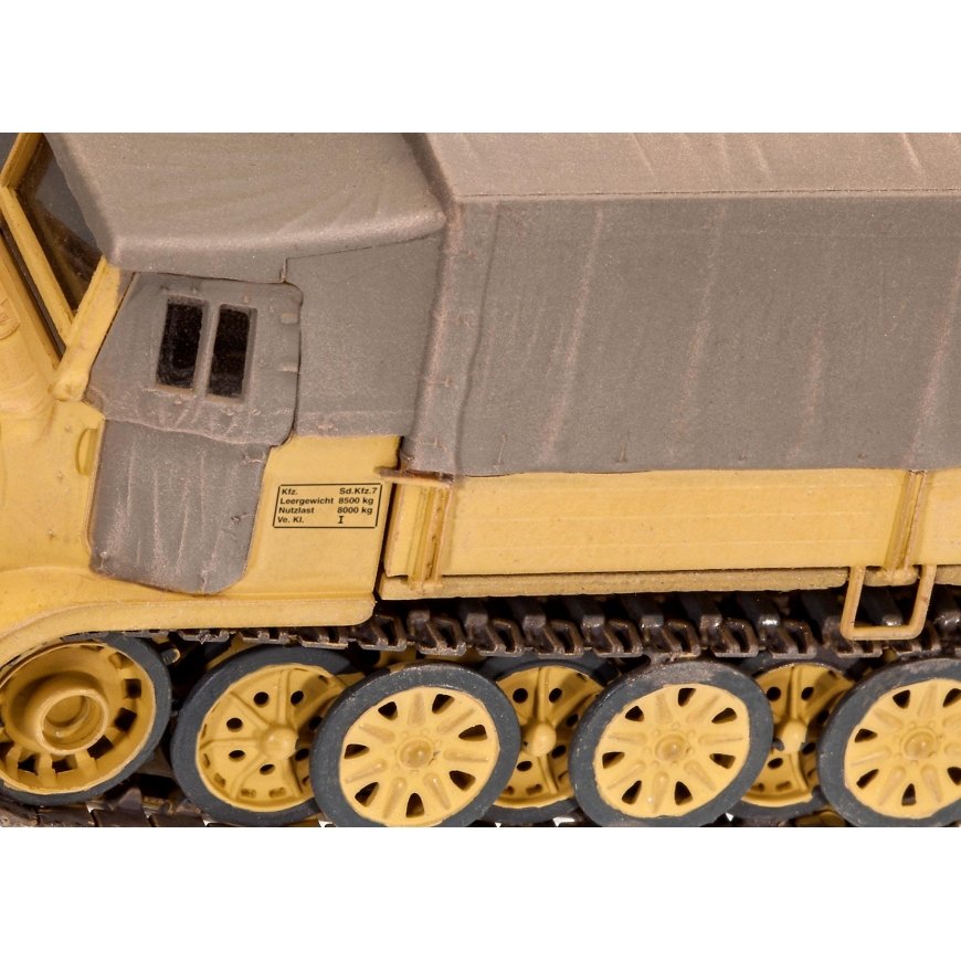 Revell Plastic Model Sd.Kfz. 7 1:72 – 3