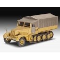 Revell Plastic Model Sd.Kfz. 7 1:72