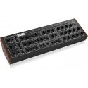 Behringer Pro-1 monophonic analog synthesizer Behringer Pro-1 monophonic analog synthesizer