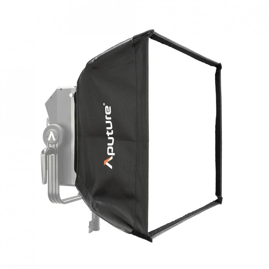 Aputure Nova P300c Softbox – 2