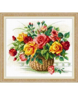 Uab 039039Riolis039039 Basket with roses SR1722
