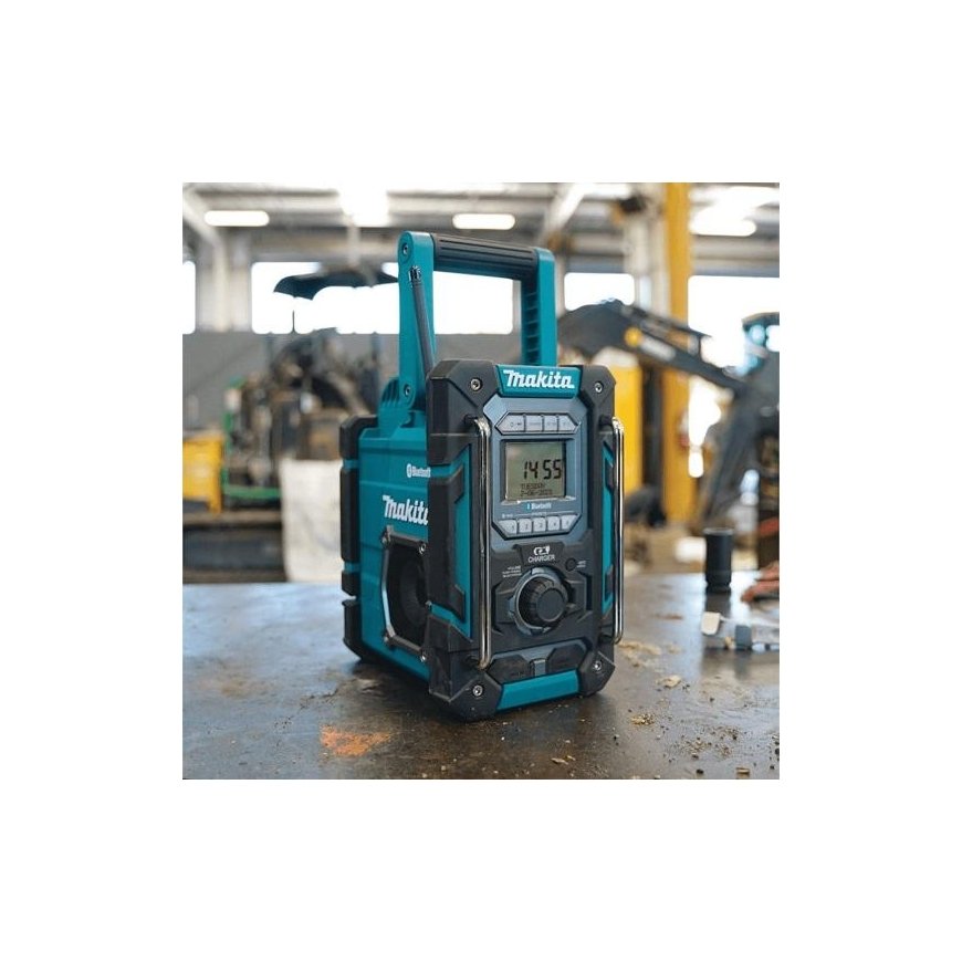 Makita DMR301 Radio/Charger for CXT (12V Max (10.8V) / LXT (18V) batteries, Bluetooth, DAB and USB – 3