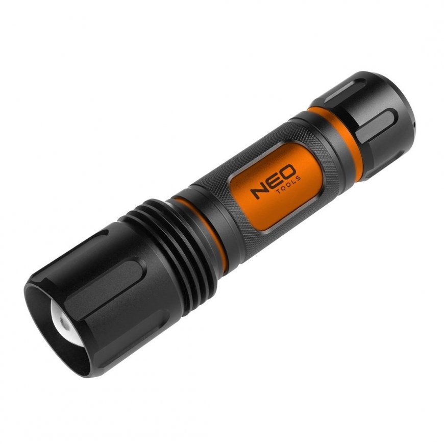 Neo Flashlight Battery powered flashlight 6xAA