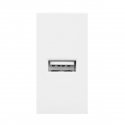Orno NOEN USB, 22,5x45 mm modulinis prievadas su USB įkrovikliu, 2,1A 5V DC, balta Orno NOEN USB, 22,5x45 mm modulinis prievadas su USB įkrovikliu, 2,1A 5V DC, balta